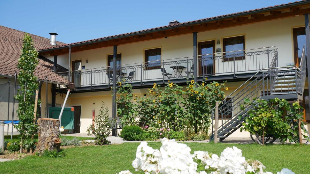 Preuschens Hof Apartment Egloffstein Ngoại thất bức ảnh